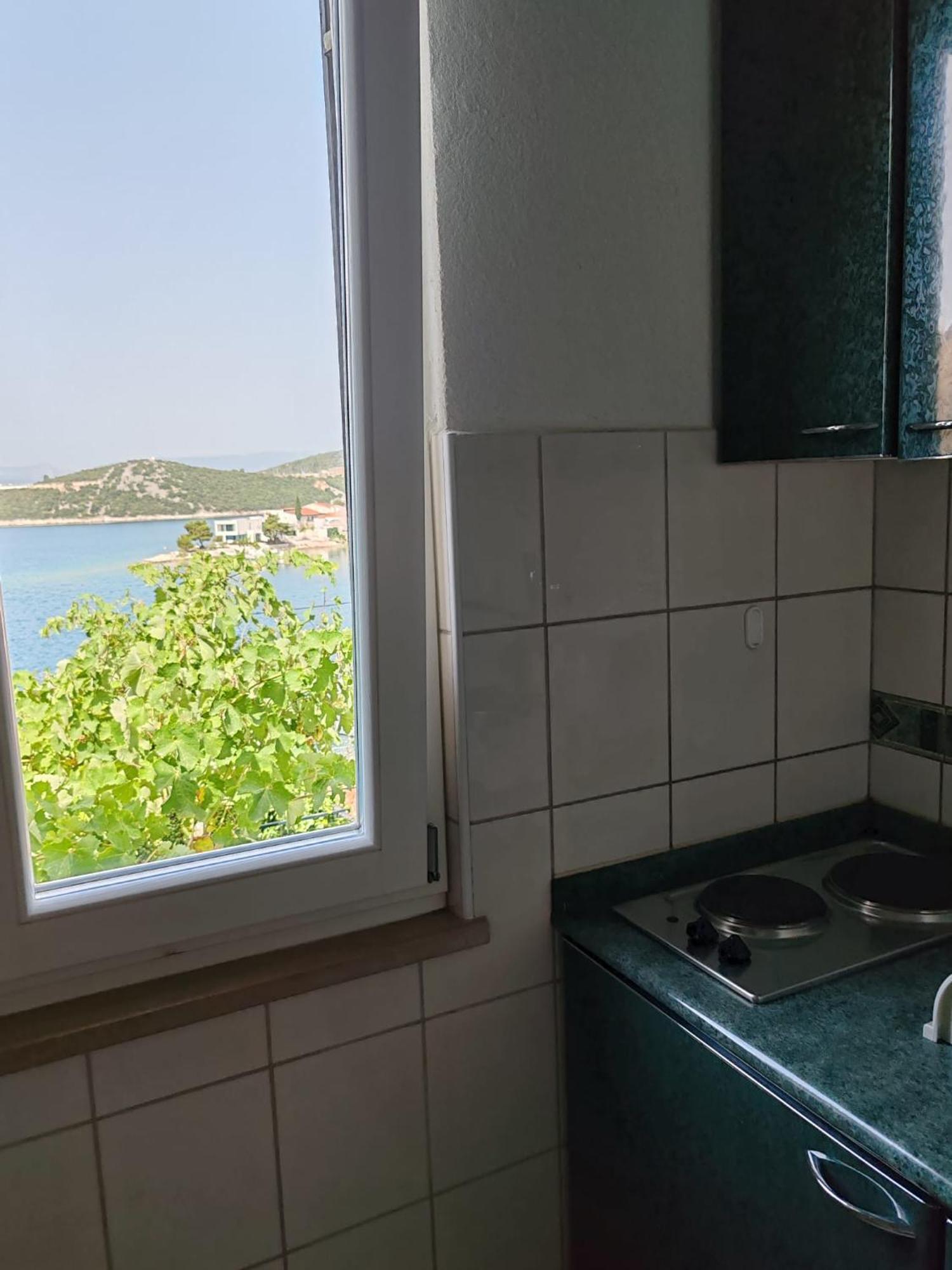 Apartments Markotic クレック エクステリア 写真
